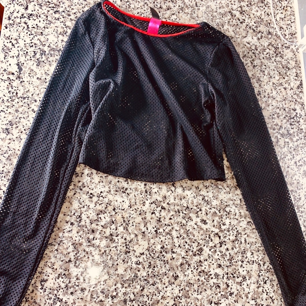 Mesh elastic crop top